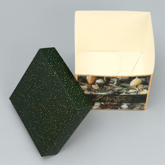 Подарочная коробка Зима подарит чудеса, 15 × 15 × 15 см
