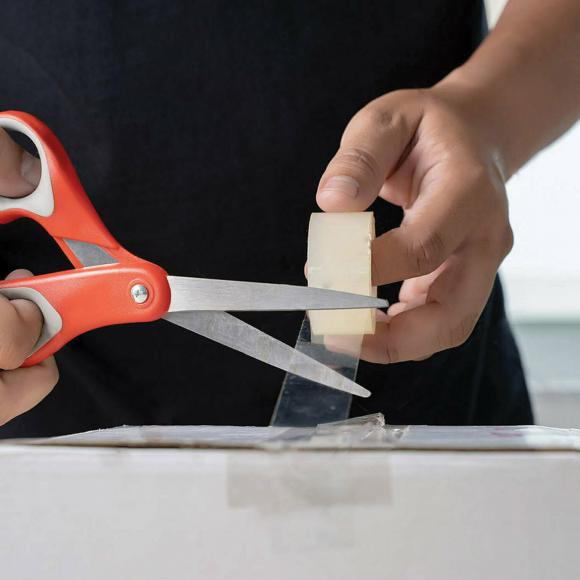 Клейкая лента (скотч) 19мм*33м канцелярская ОФИСМАГ, прозрачная, 1 ролик