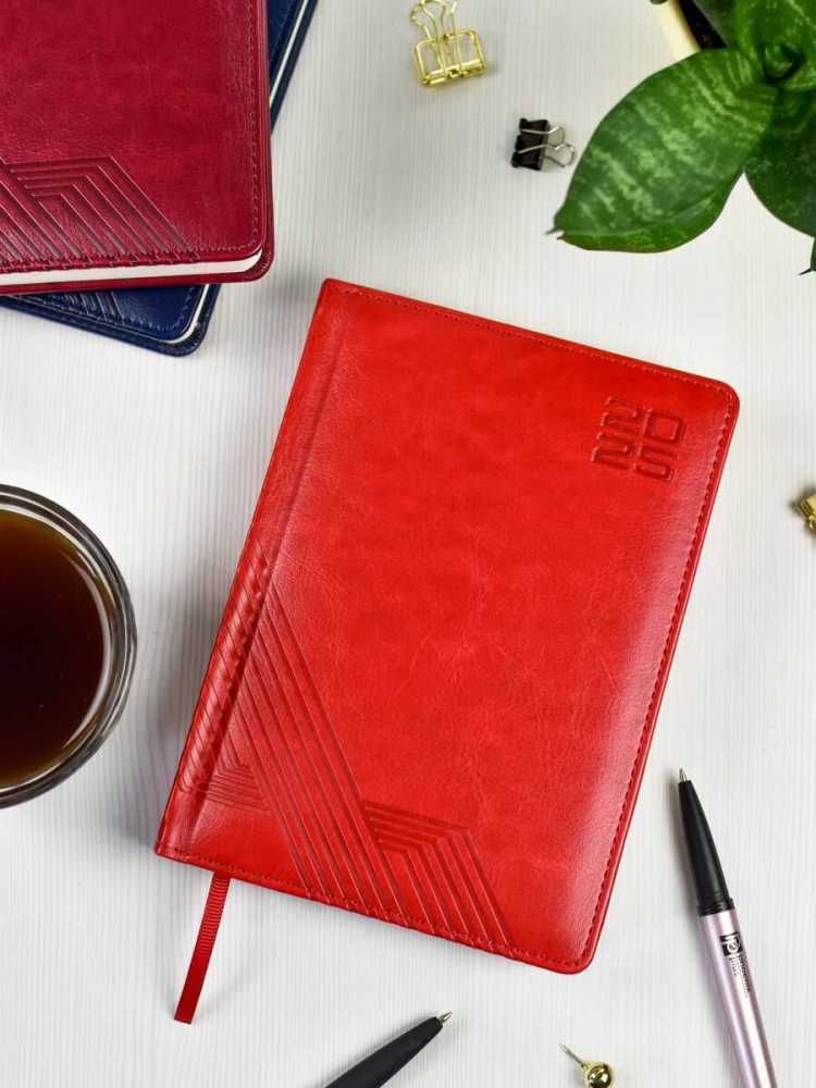 Ежедневник датированный 2025г А6+ (126х174мм) 176л., твердый переплет, кожзам Сариф красный