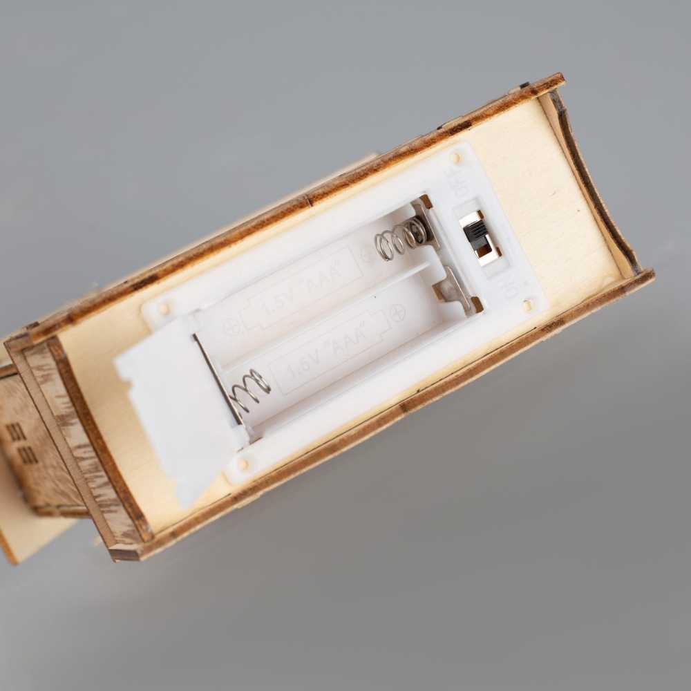 Светодиодная фигура Дом с Дедом Морозом (12×17×4 см), дерево, батарейки, свечение тёплое белое