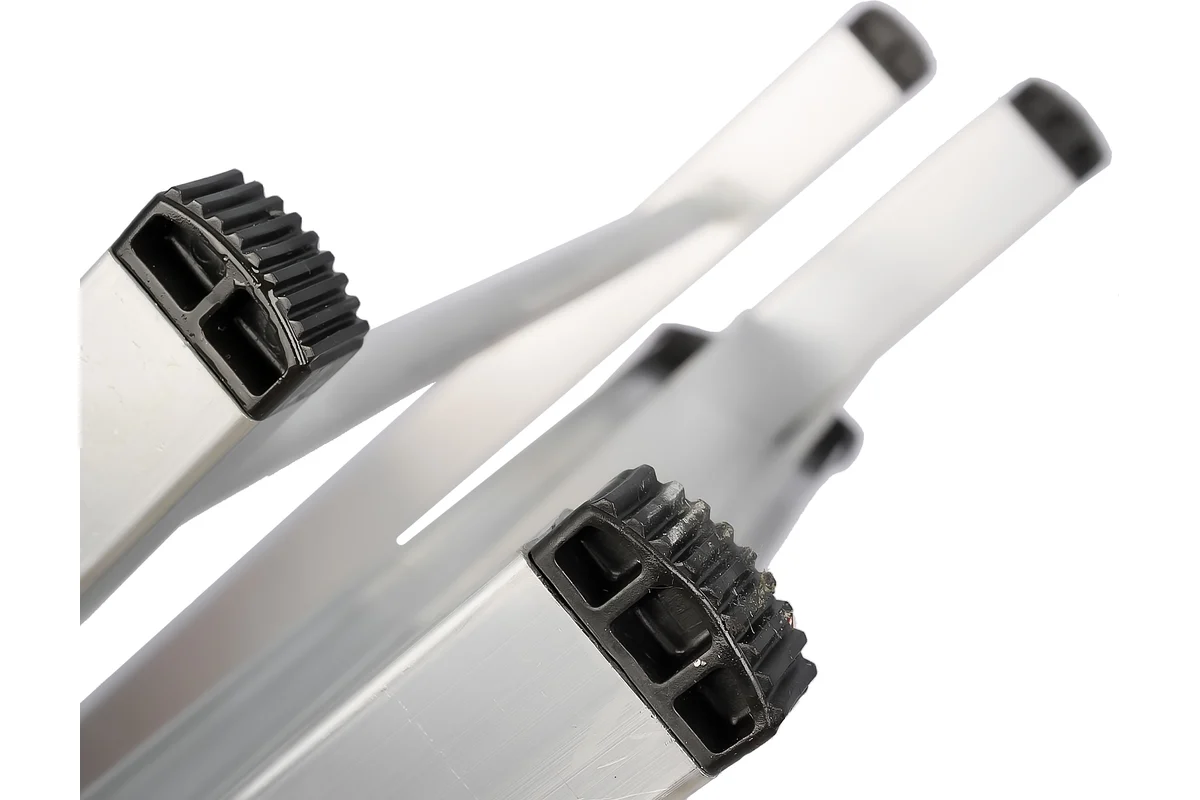 Алюминиевая стремянка Gigant AS 108, 8 ступеней, максимальная нагрузка 150кг