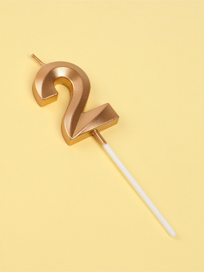 Свеча цифра для торта 2 на шпажке Грань, шампань, 5 см